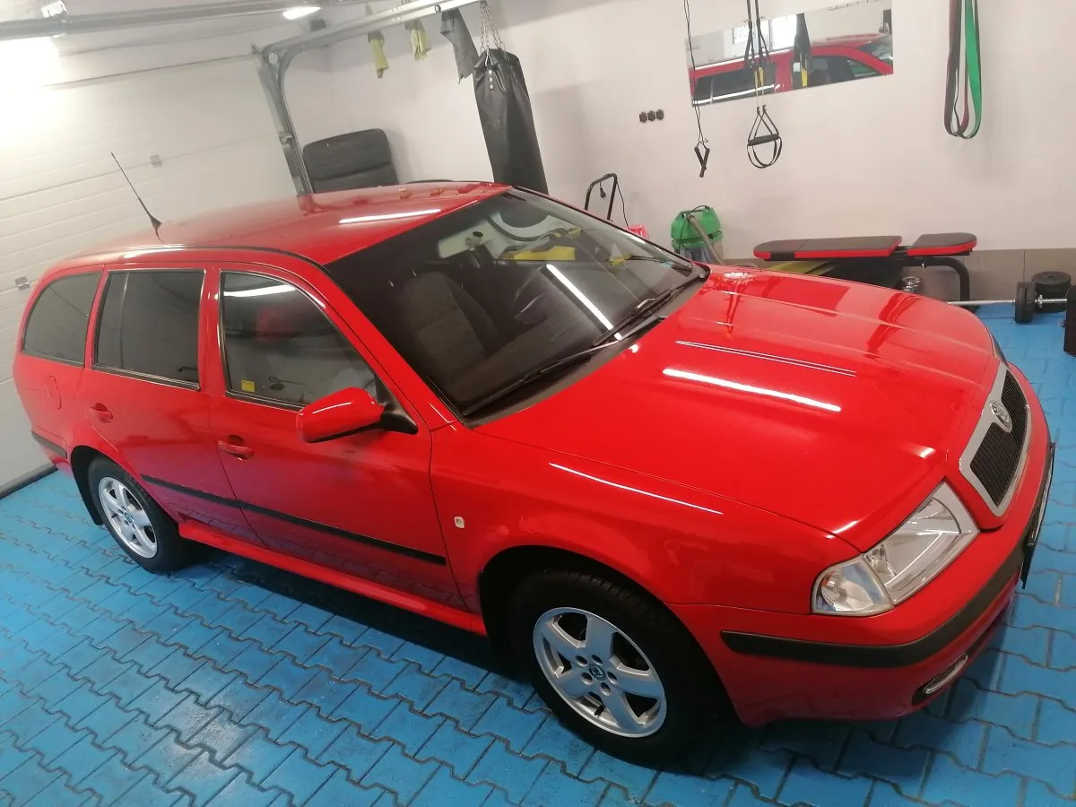 Škoda Octavia po renovaci laku