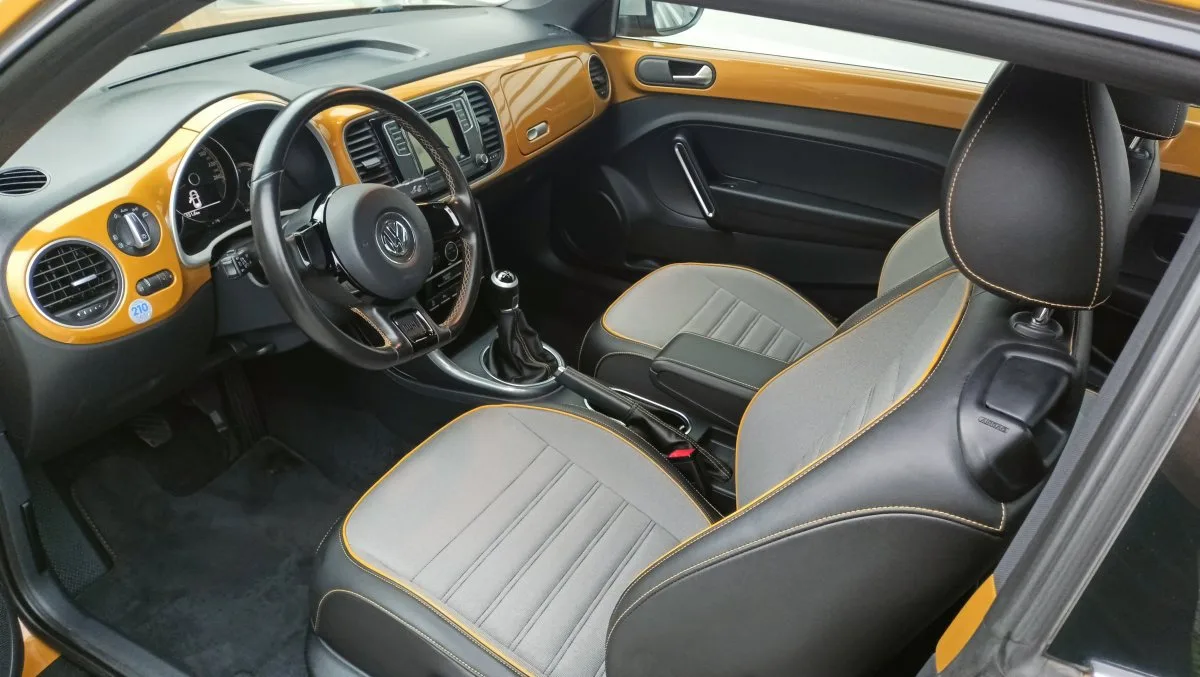 Interiér VW Beetle po čištění